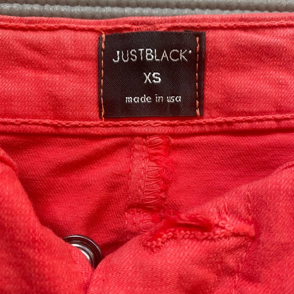 Cute  Red A-Line Skirt - Picture 5 of 5